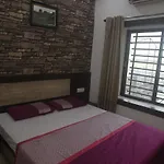 Alakhnanda Guest House
